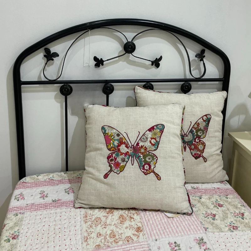 Cabecero de forja negro estilo mariposa cama de 90 cm