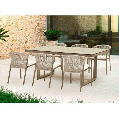 Comedor de exterior Masai con mesa de aluminio y sillones con cuerda trenzada
