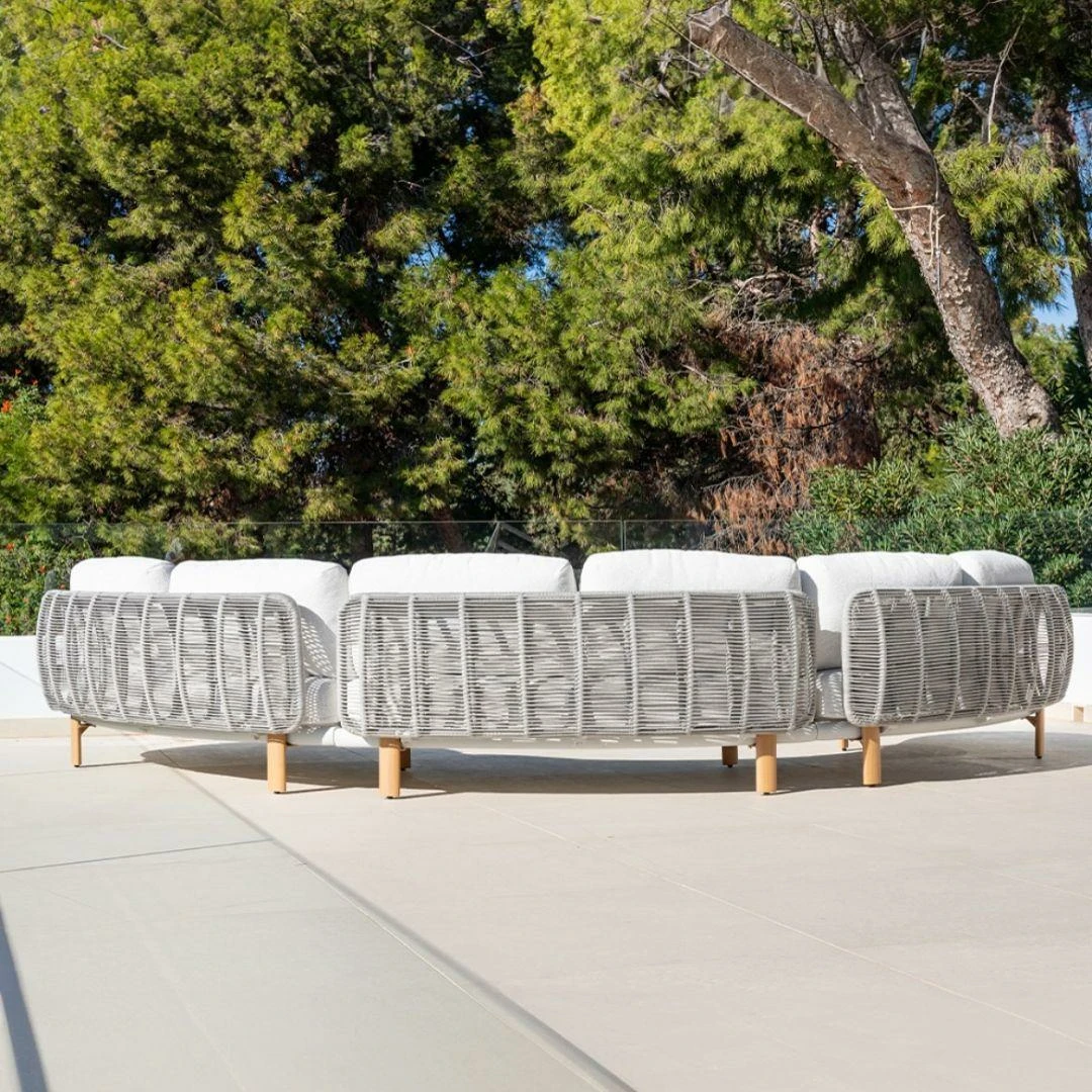 Set córner de jardín con sofá y mesa de centro - Imagen 2