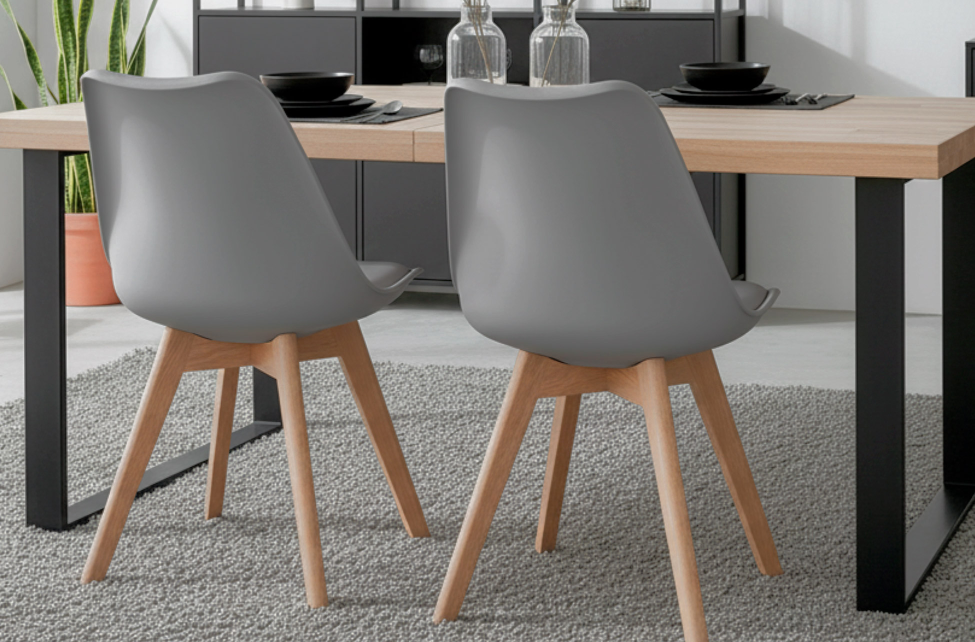 SILLA COMEDOR MODELO BISTRO GRIS.