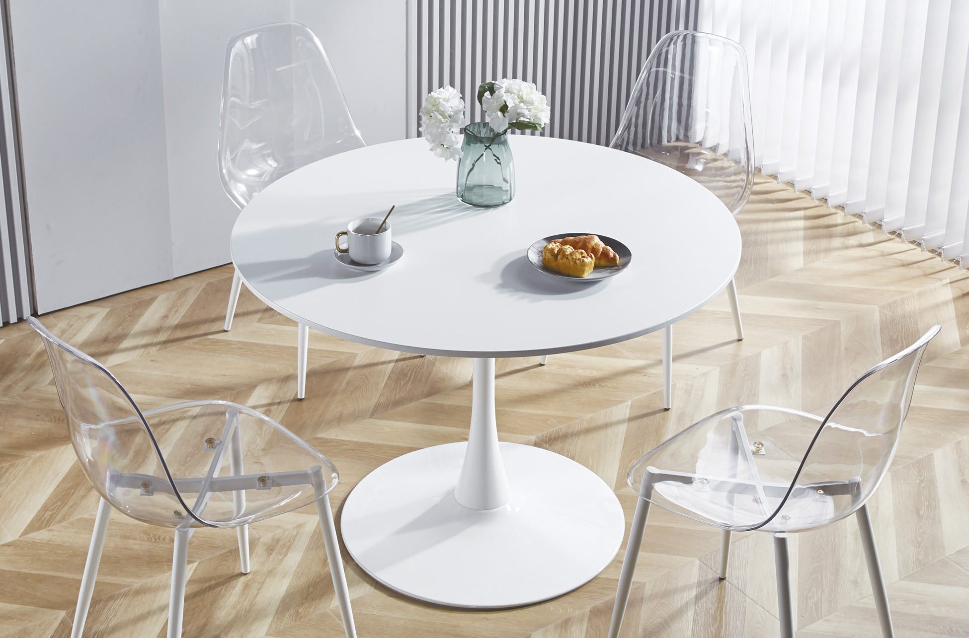 SILLA COMEDOR TELMA TRANSPARENTE PATAS BLANCAS - Imagen 9