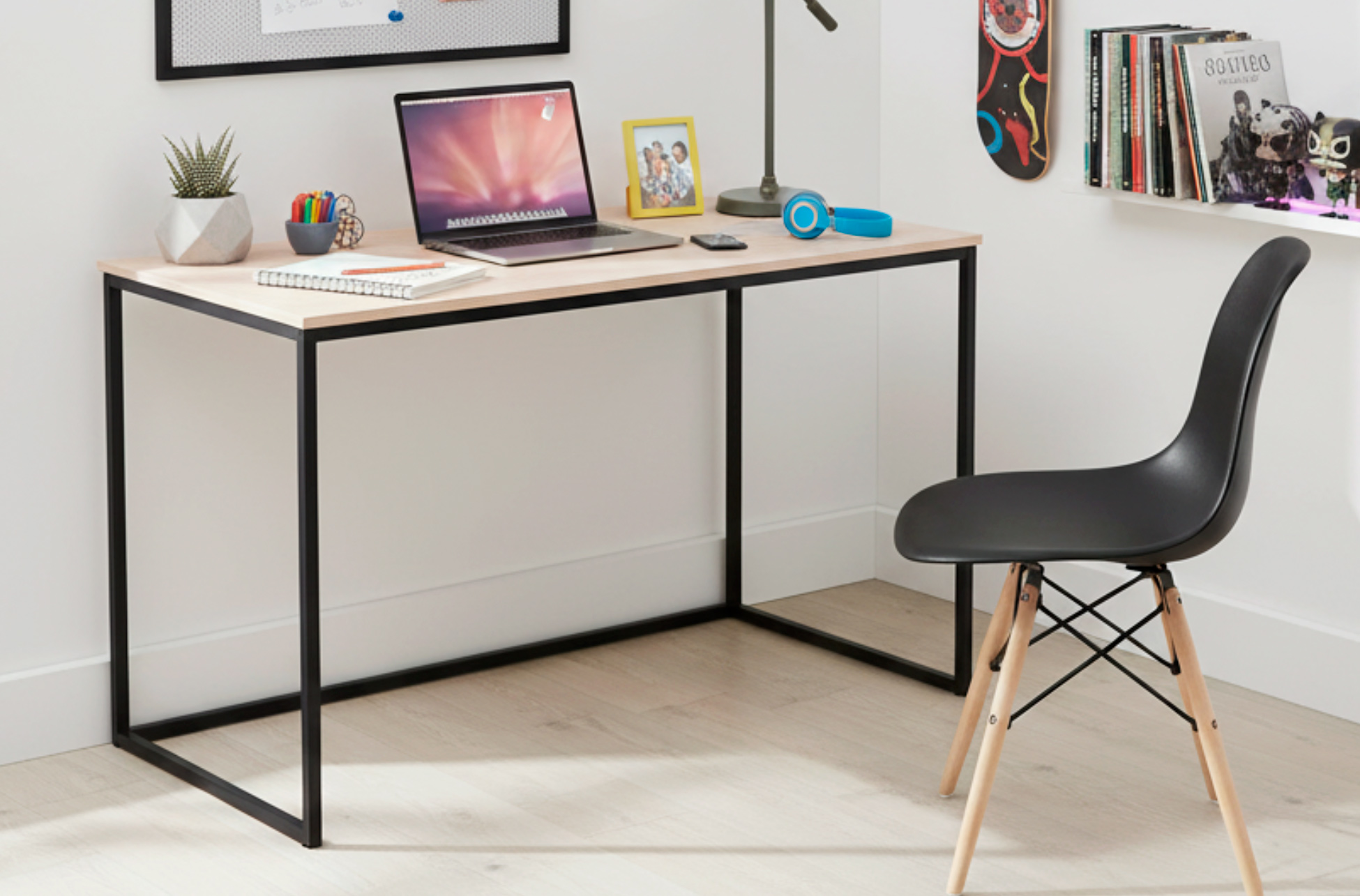 MESA ESTUDIO MIA ROBLE NORDISH / NEGRO 120 X 60 CM.
