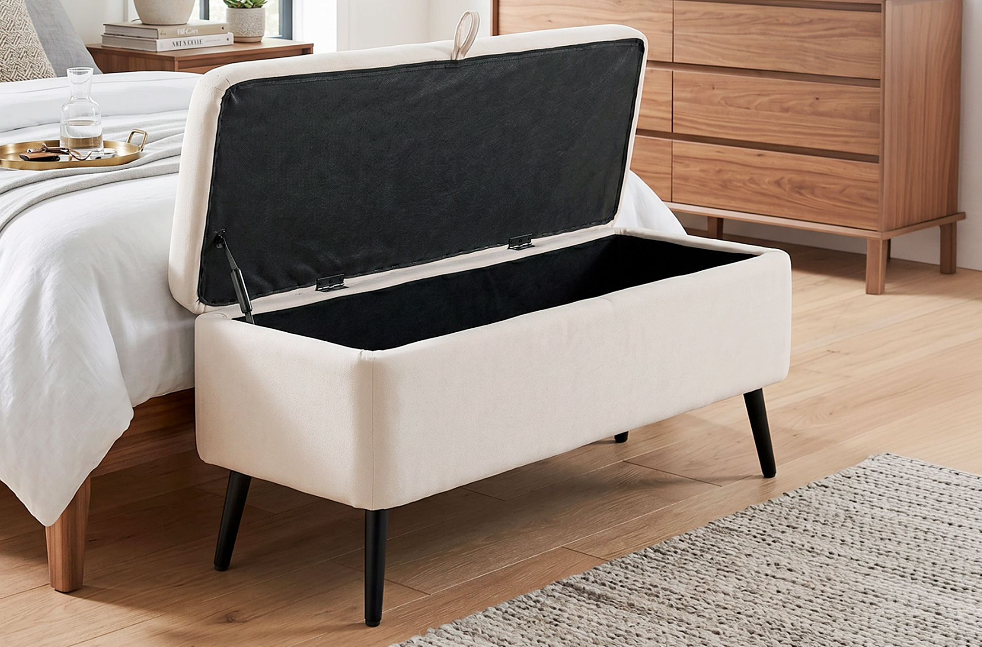 BAUL TAPIZADO MAISON 110 x 40 CM MICROFIBRA CREMA